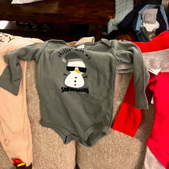 Holiday pjs for thanksgiving and christmas - Picture 4 of 6